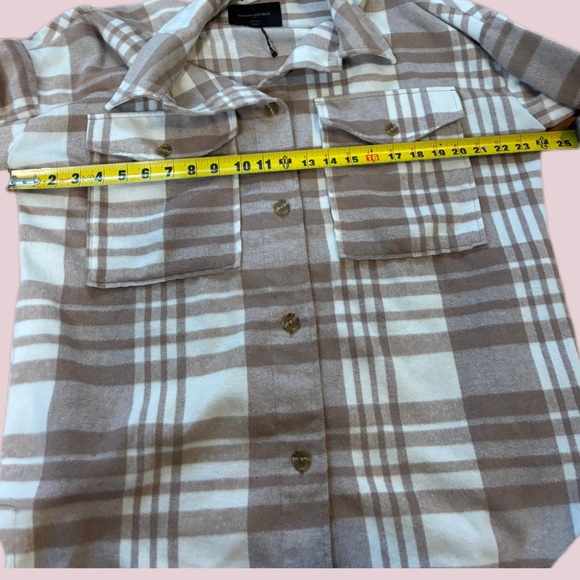 Banana Republic Plaid Shirt Coat Style Steel Neutral Plaid - Medium Petite, EUC - Picture 7 of 11